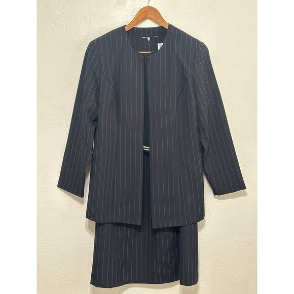 VTG BFA Classics Dress Suit 12P Navy Pinstriped Power Suit Girl Boss Business - Picture 1 of 16